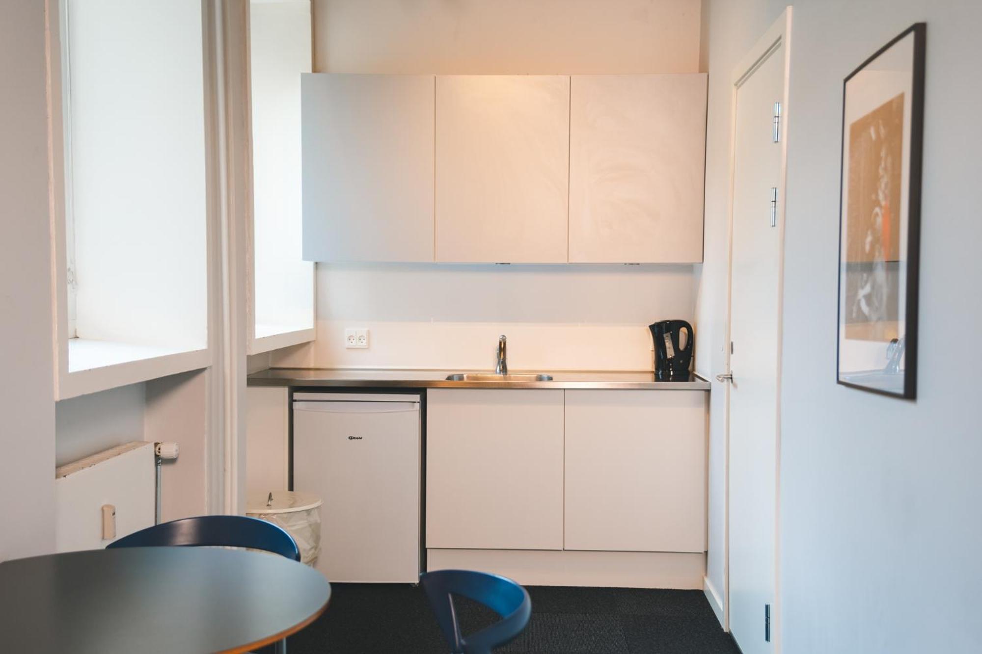 FamilySuite or a kitchenette